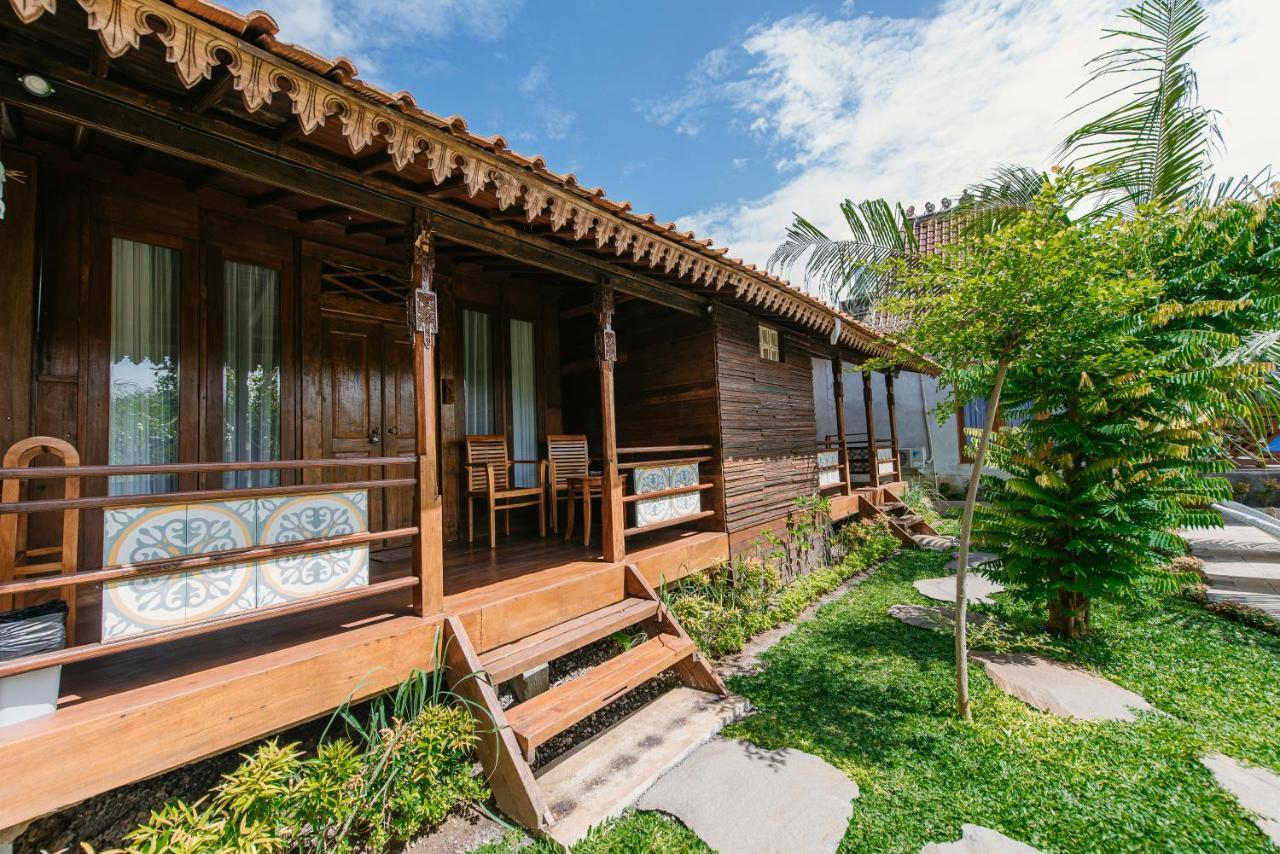 Moson Villa Legian Exteriör bild